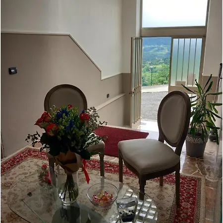 Il Castello Di Venere Rota d'Imagna