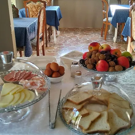 ゲストハウス Il Castello Di Venere ロータ・ディマーニャ